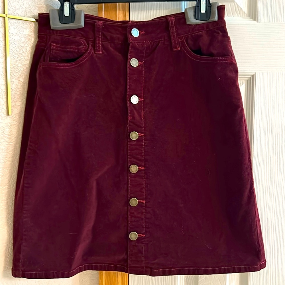 Burgundy thin wale corduroy skirt